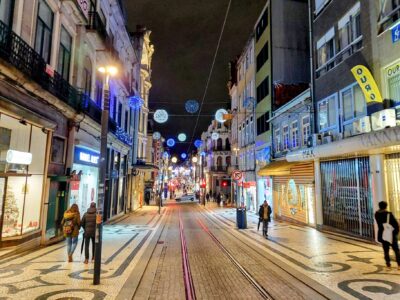 Newsletter 11/2025: 80leté Tawny od Quinta das Carvalhas, Coliseu a vinobraní u Real Companhia Velha